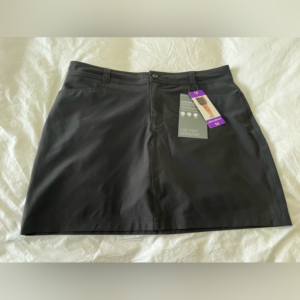 Eddie Bauer Women’s Size 14 Black Adventurer 2.0 Skort Golf Travel UPF 50 NWT